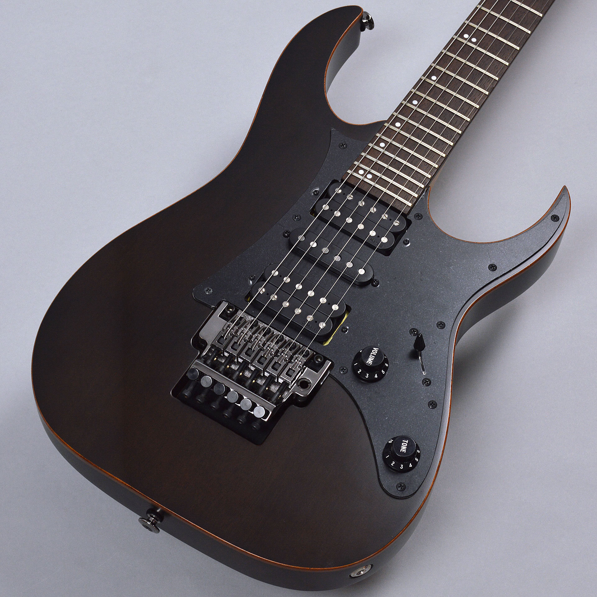 特価エレキギター】Ibanez（アイバニーズ）“The 万能”モデル2本