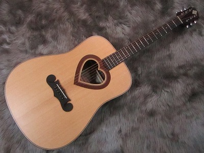 ジェイジェイハート  アコースティックギター ハート型サウンドホール