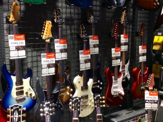 5 金 5 23 月 Select Guitar Colection 開催 イオンモール岡山店 店舗情報 島村楽器