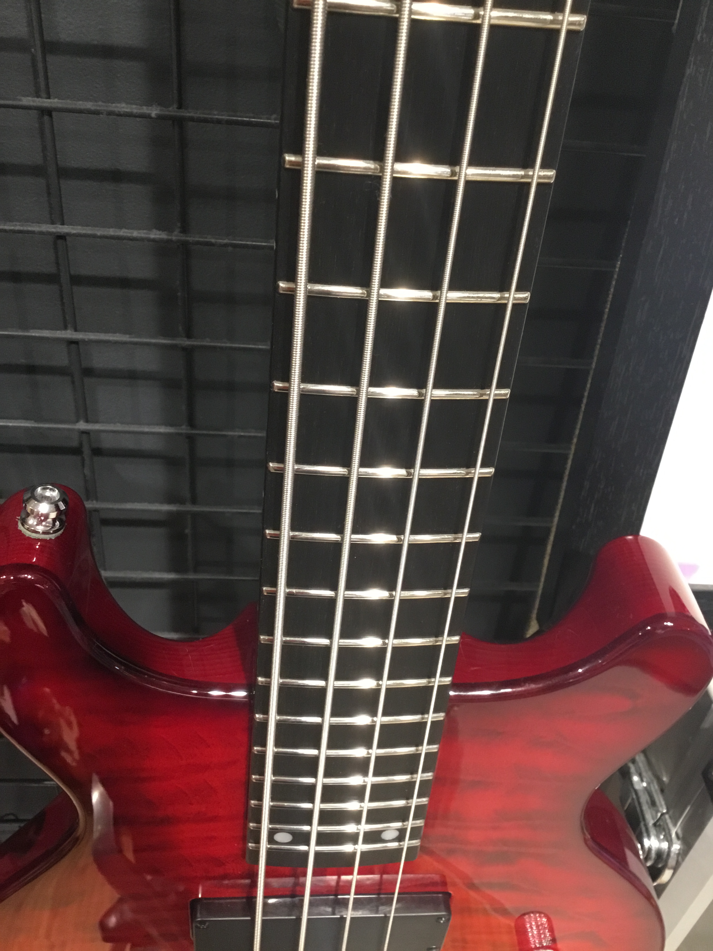 最終入荷】ESP J-TVB-V Fire Red LUNASEA Jさんモデルをご紹介！｜島村