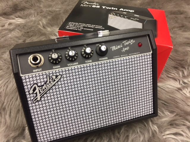 ミニアンプ】Fender/”MINI '65 TWIN-AMP™”入荷しました！｜島村楽器