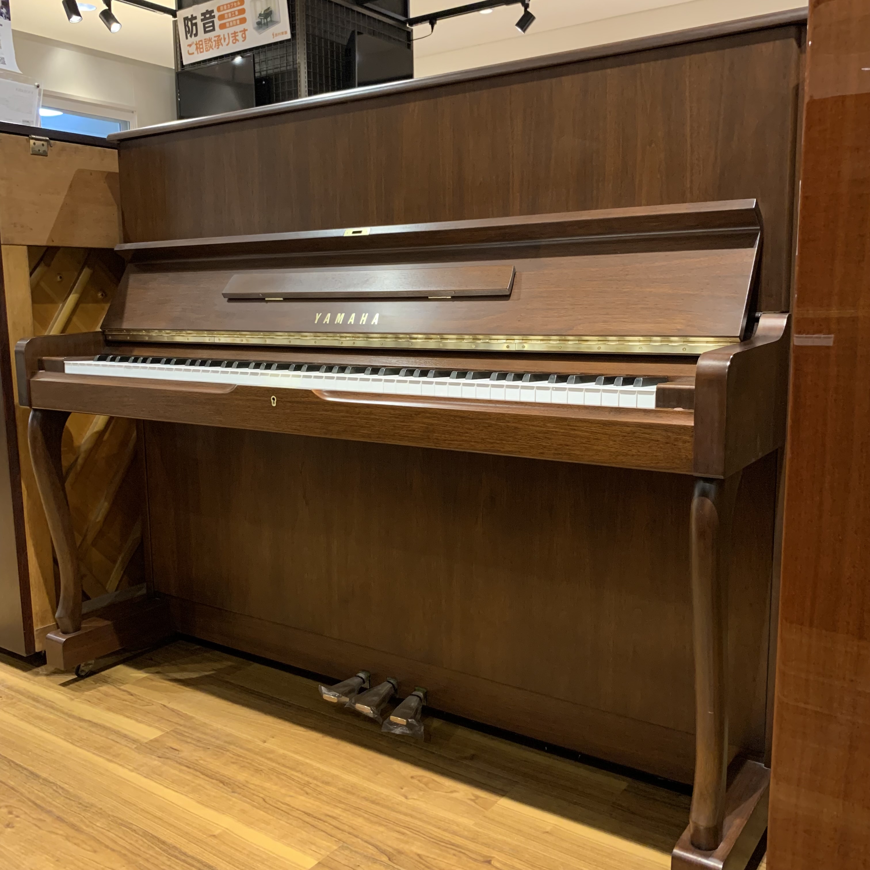 中古アップライトピアノ】YAMAHA W110BC 1983年製｜島村楽器 岩田屋福岡店