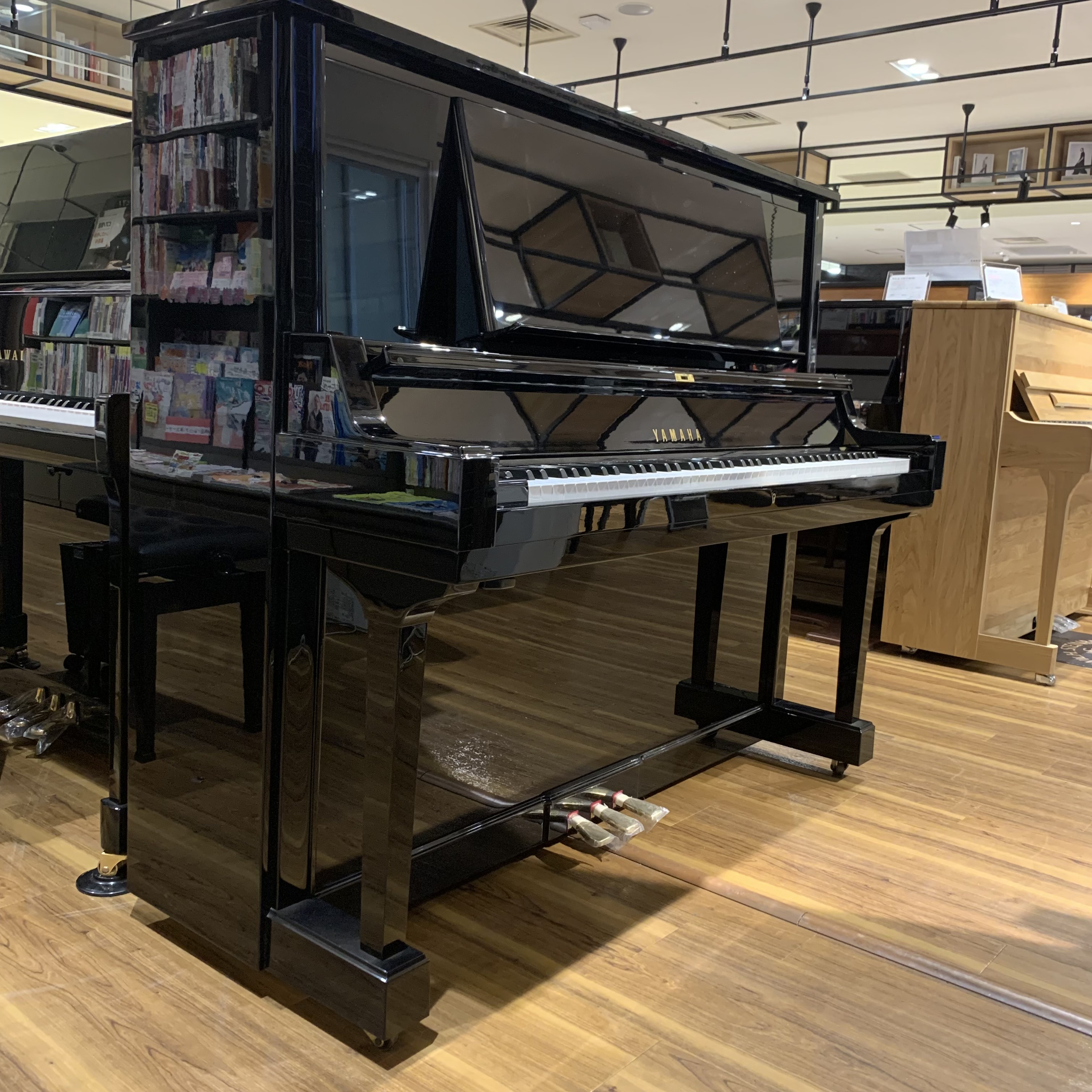 展示アップライトピアノ紹介】YAMAHA(ヤマハ)UX5 1984年製 ｜島村楽器 岩田屋福岡店