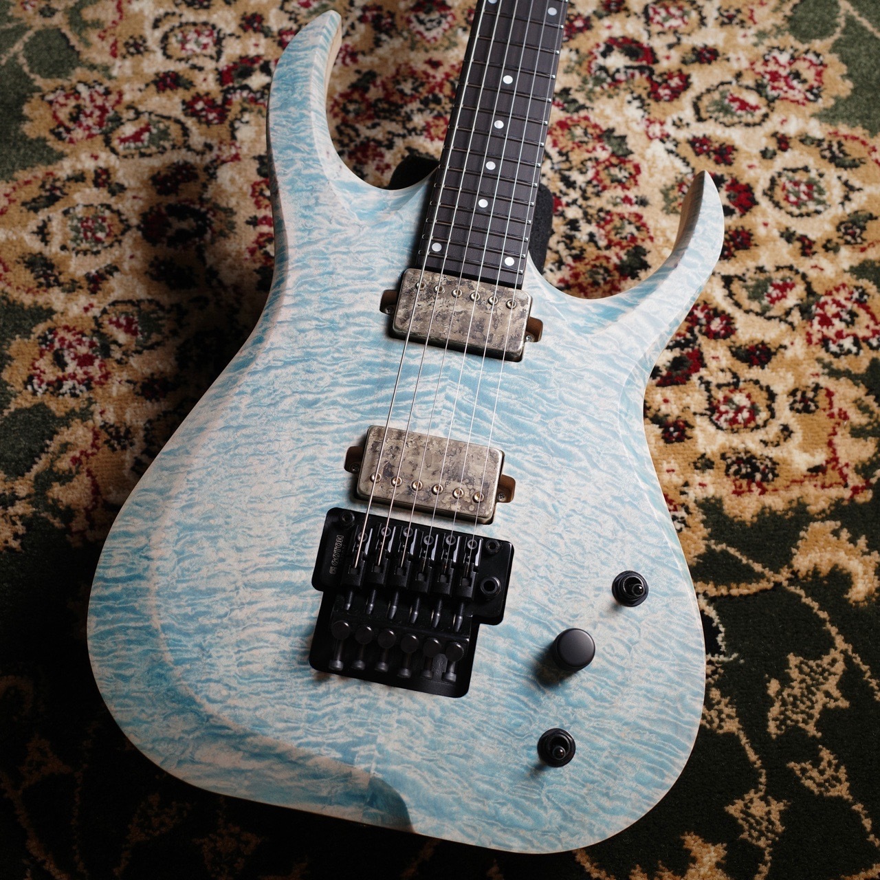 Skervesen (スケルヴェセン) Nebelung 6 Quilted maple 5A / Denim 
