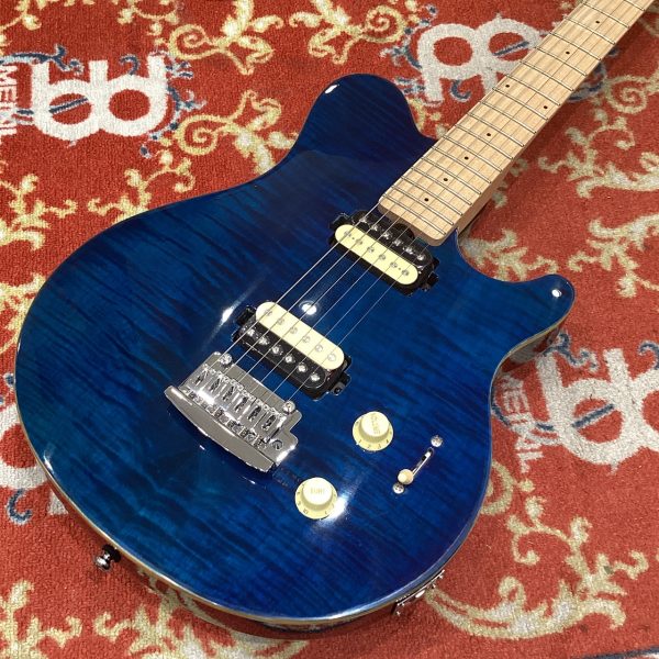 Sterling by MUSIC MAN SUB AX3FM-M1 Neptune Blue<br />
<br />
¥74,800 