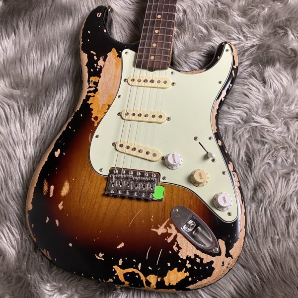 Fender Mike McCready Stratocaster - 3-Color Sunburst<br />
<br />
¥299,200 