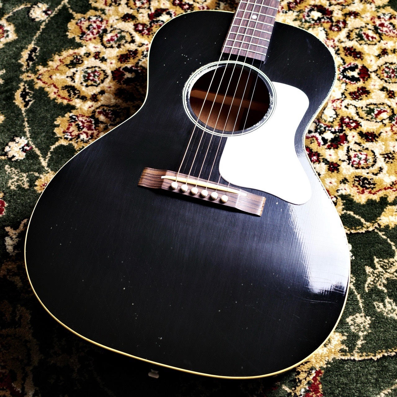 堂々入荷】Gibson Custom Shop 1933 L-00 Ebony Light Aged (Murphy Lab Acoustic  Collection)｜島村楽器 アミュプラザ博多店