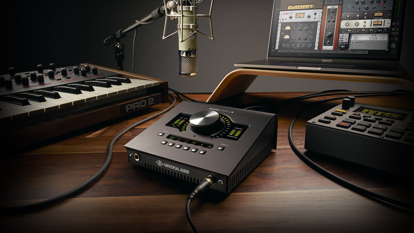 Universal Audio Apolloの第3世代モデル、Apollo Twin X当店に入荷致しました！