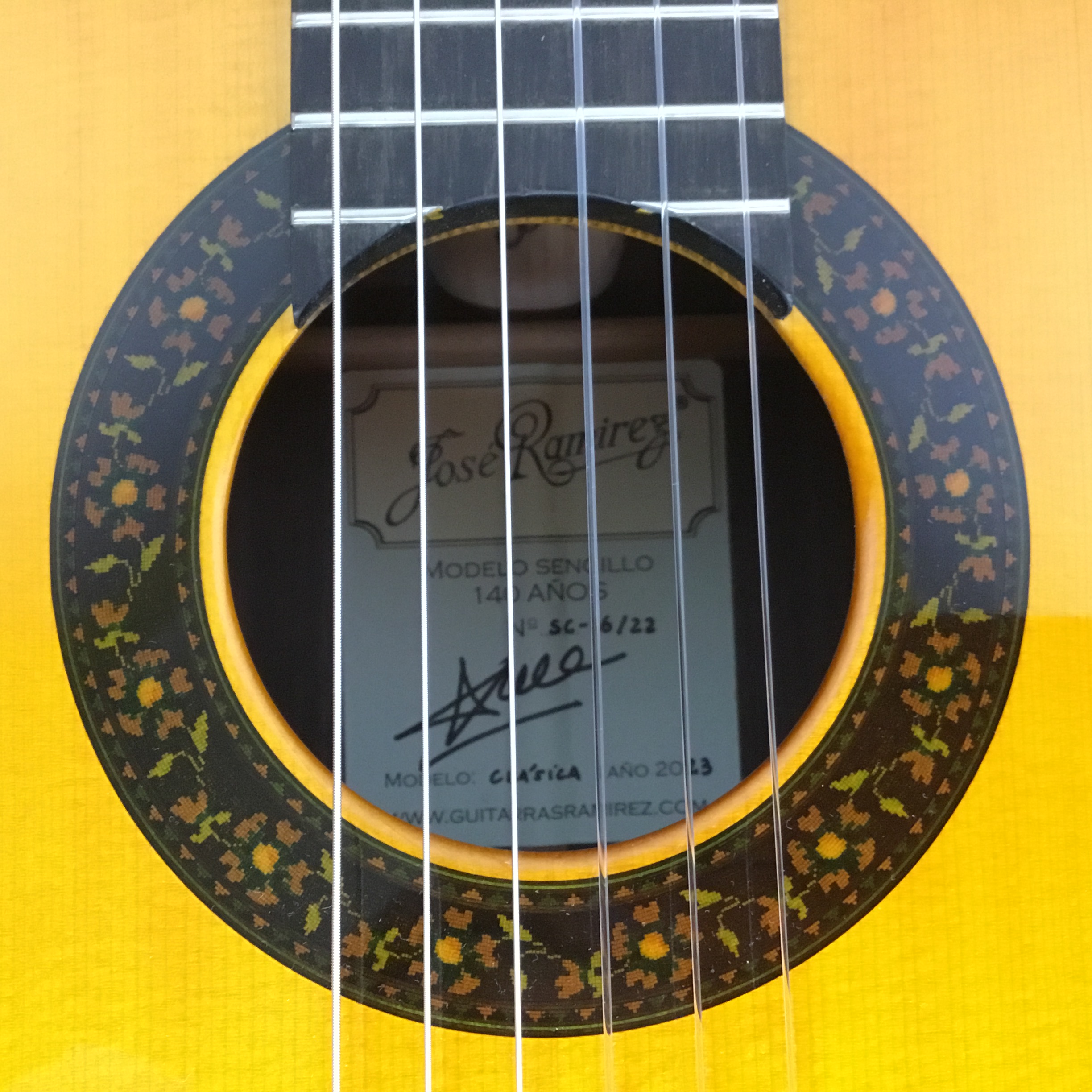 クラシックギターの名工 ホセ・ラミレス140周年モデル期間限定展示・販売中！！｜島村楽器 錦糸町マルイクラシック店