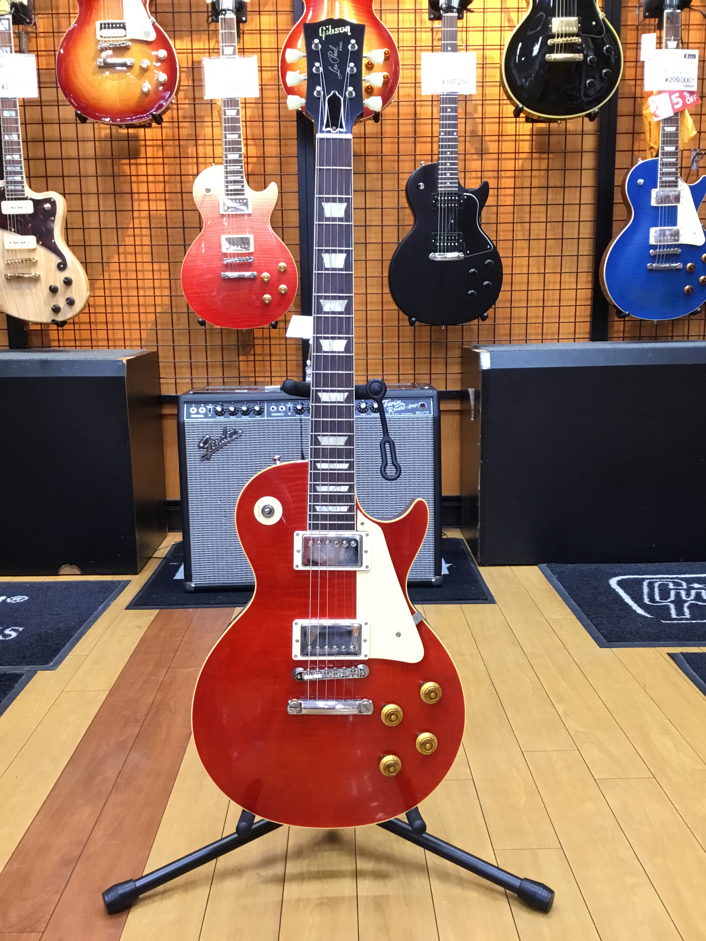 エレキギター 今週の担当オススメ品の紹介 Gibson 1958 Lp Std V Gloss 郡山アティ店 店舗情報 島村楽器