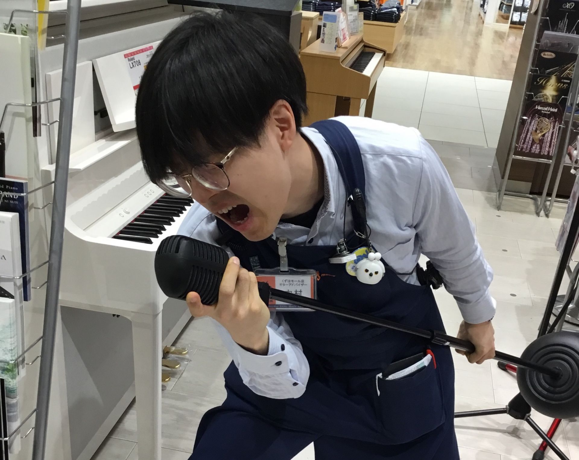 マイク 漆黒のガイコツマイク Shure Super 55 Blk 登場 くずはモール店 店舗情報 島村楽器