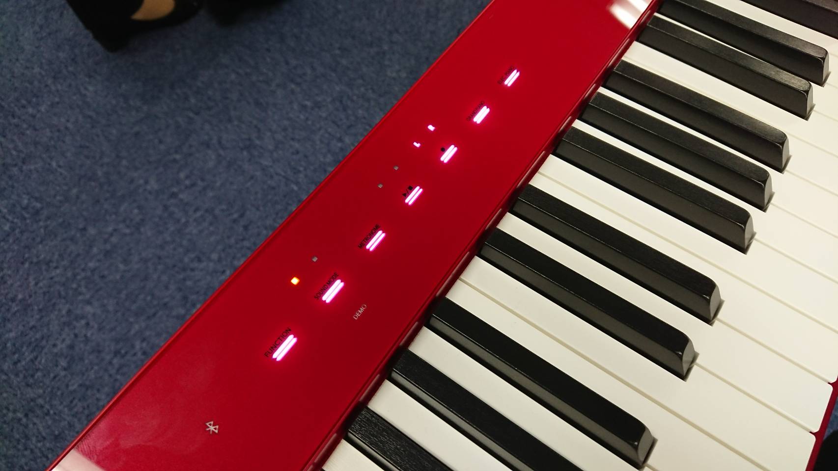 電子ピアノ Newカラー Casio カシオ Px S1000にレッド 赤 が登場