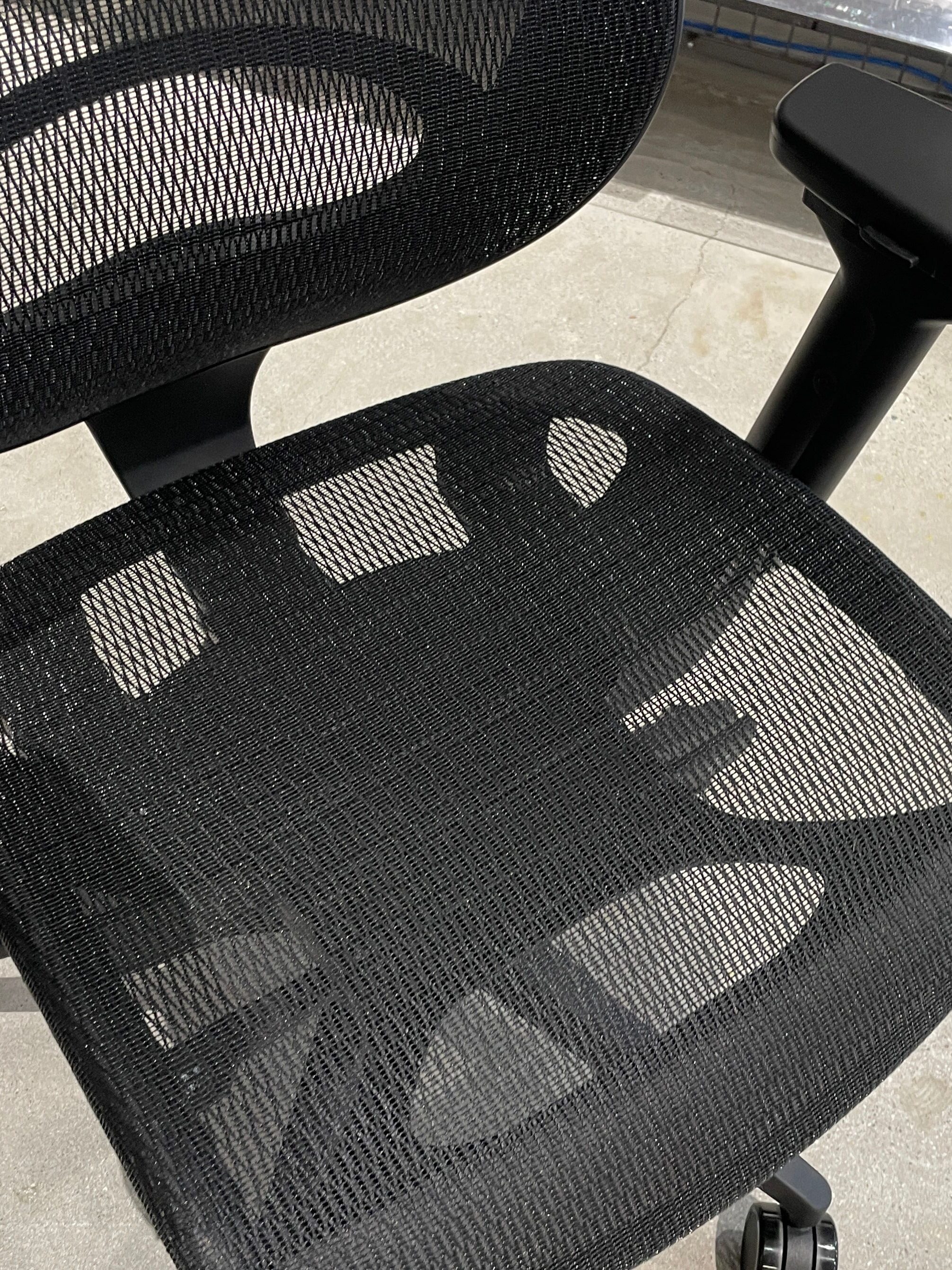 驚きの破格値wavebone Voyager 2 mesh/メッシュ DTMワークチェア 座椅子
