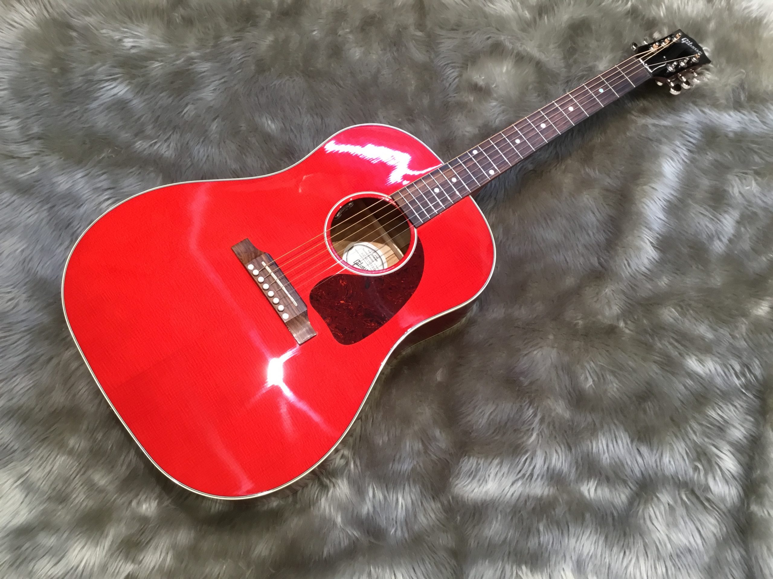 アコースティックギター新入荷】Gibson J-45 Standard / CH(Cherry ...