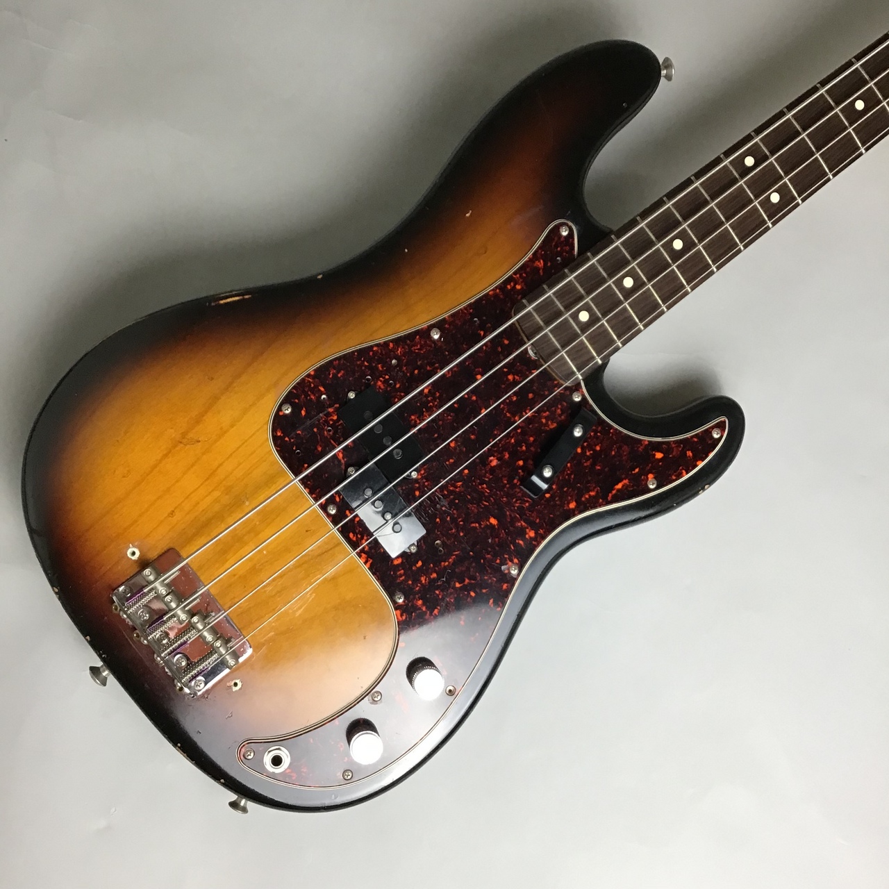 中古入荷情報】Fender 「American Vintage 62 Precision Bass」入荷 