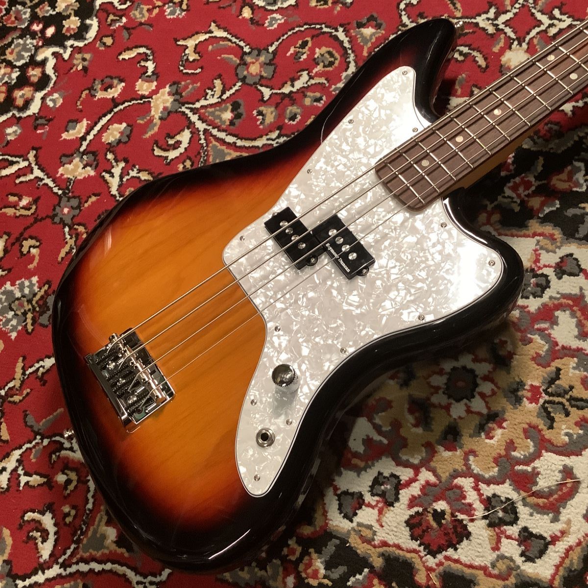 エレキベース入荷情報】Fender（フェンダー）Mark Hoppus Jaguar® Bass入荷！｜島村楽器 大宮店