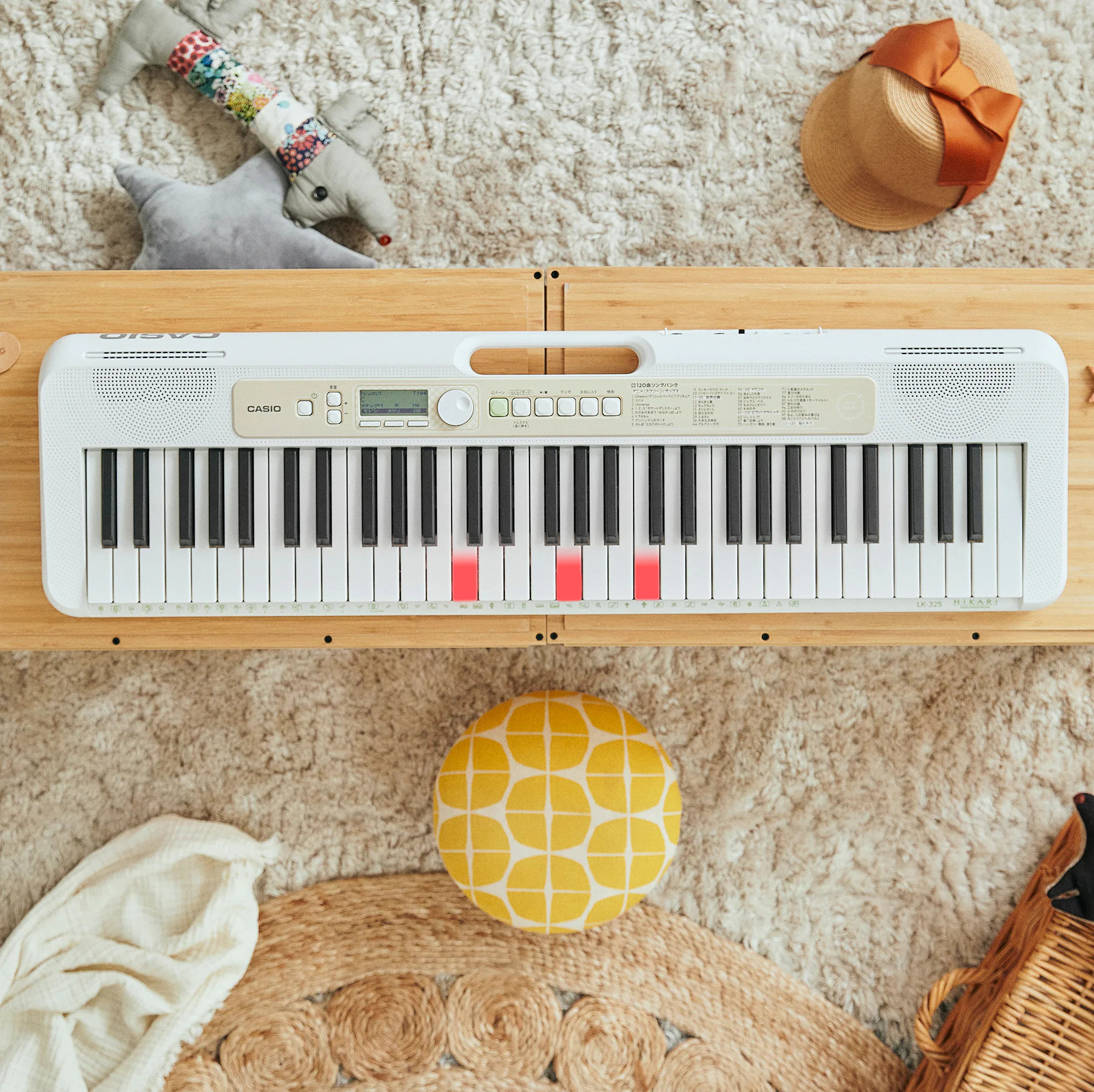 光る鍵盤で楽しく演奏！【CASIO】LK-325 光ナビゲーション キーボード 61鍵盤 入荷致しました！｜島村楽器 パークプレイス大分店