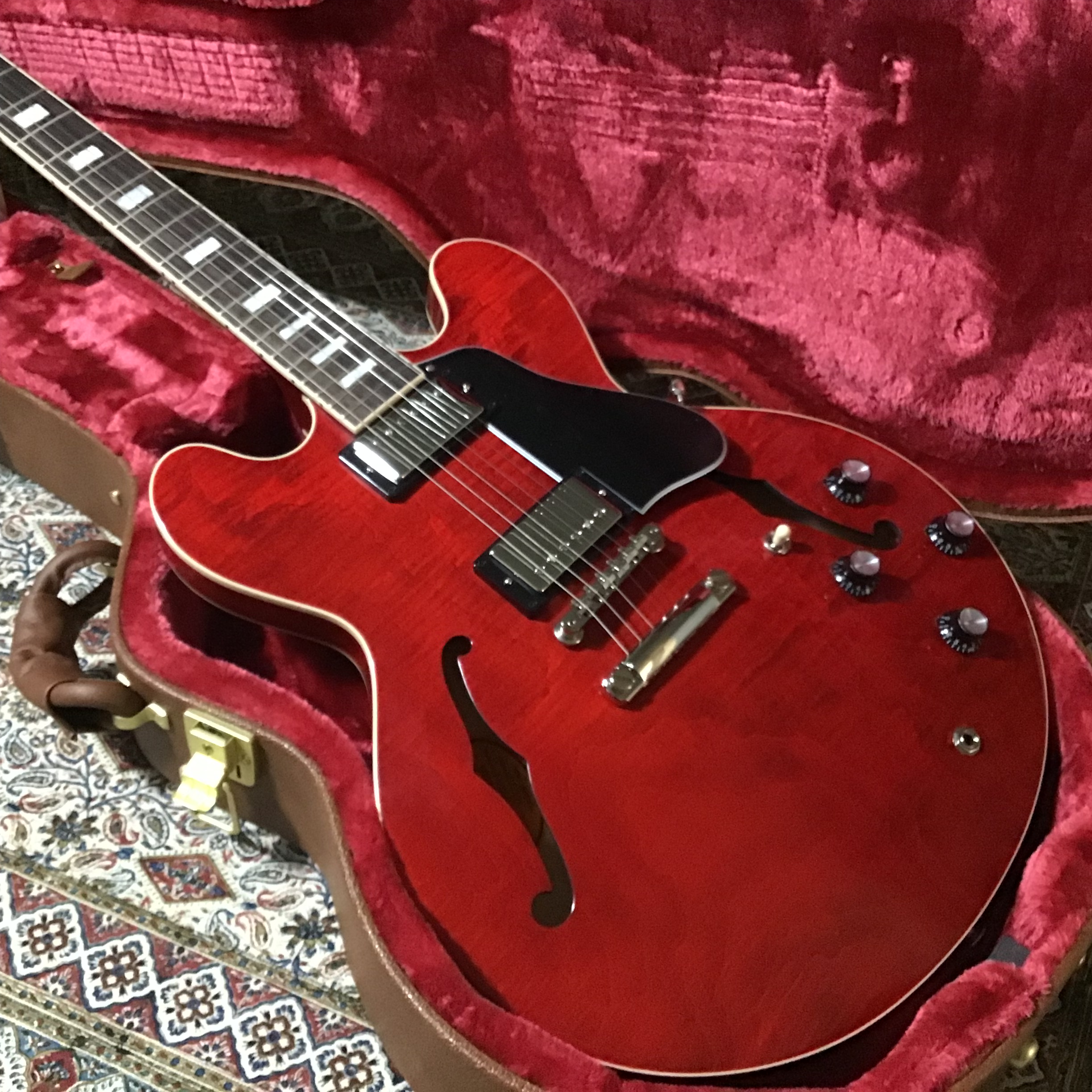 Gibson ES-335【訳あり】