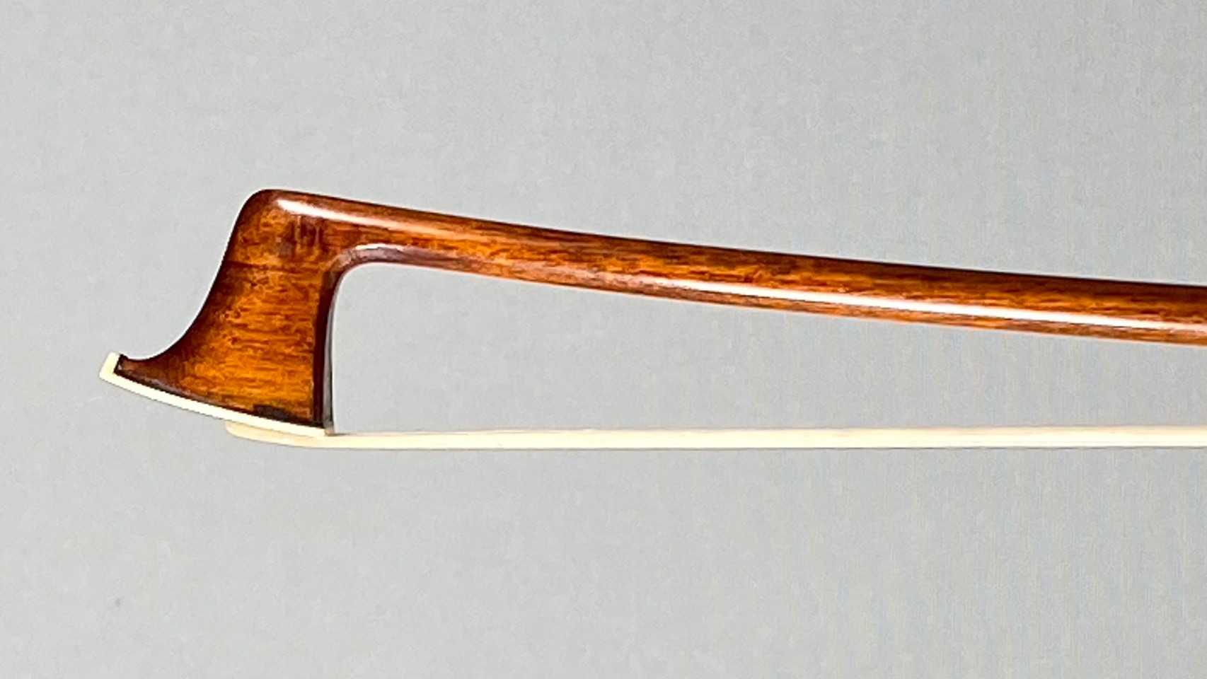 バイオリン弓 フェルナンブーコ製 中国産