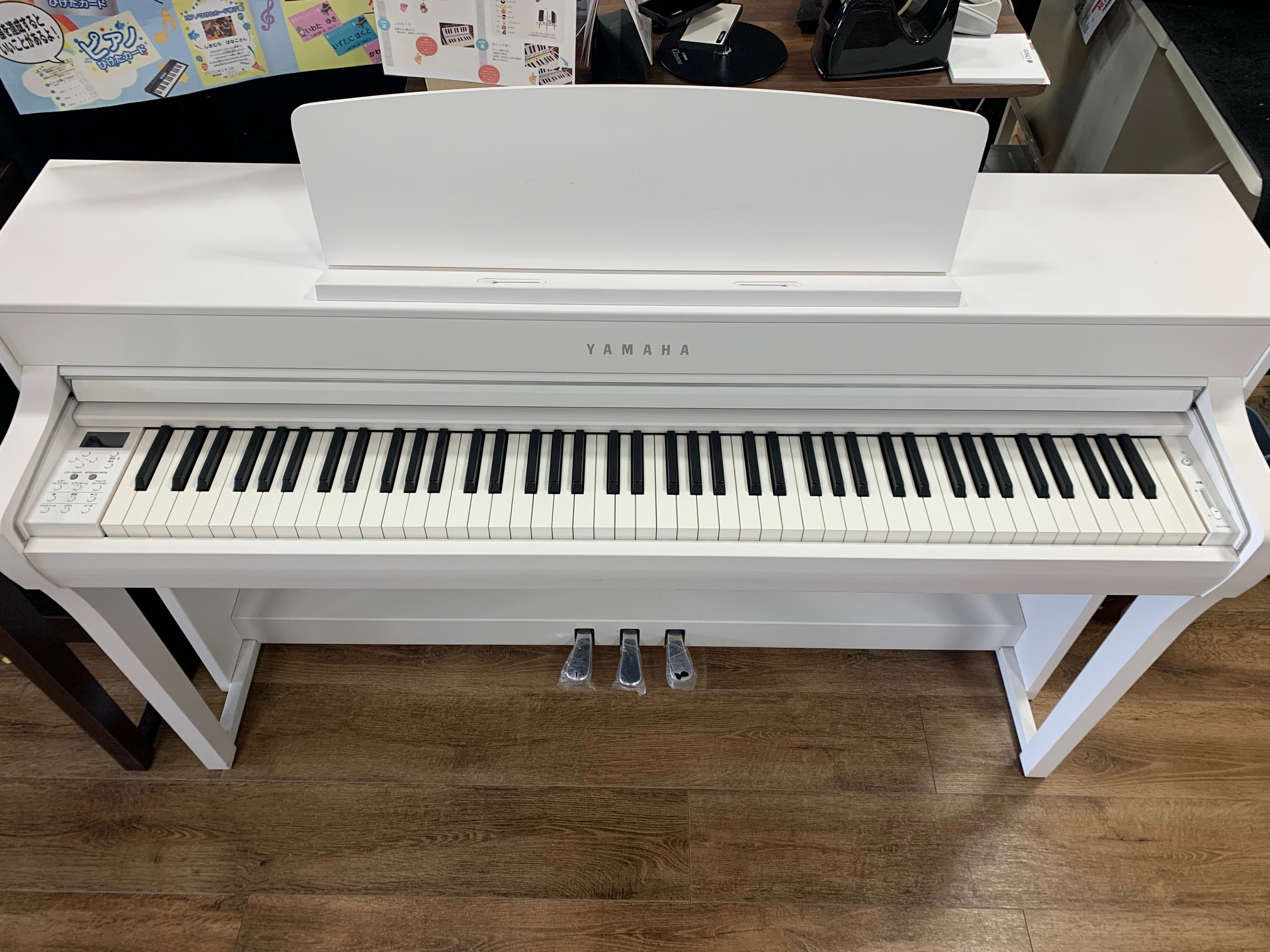 電子ピアノ　木製鍵盤YAMAHA × 島村楽器 SCLP-7450 WH《生産完了展示品の為1台のみの特価！》