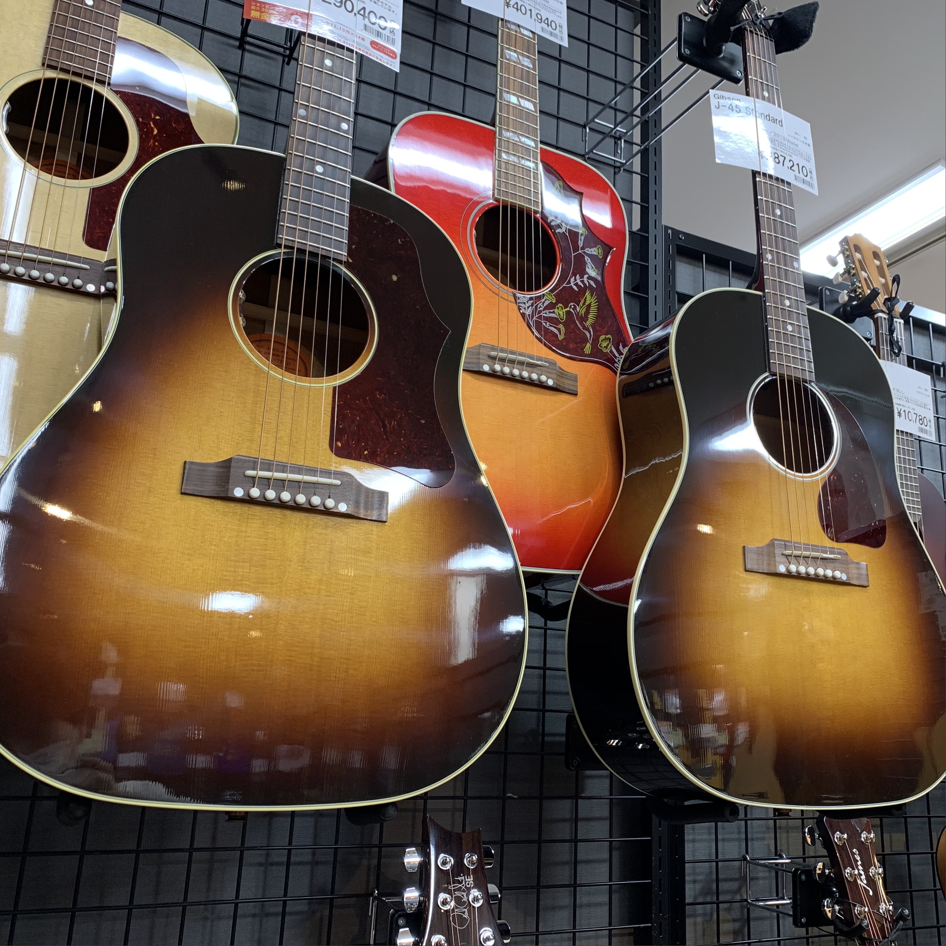 Gibson J-45 Standardと50s J-45 Originalが揃っています！｜島村楽器