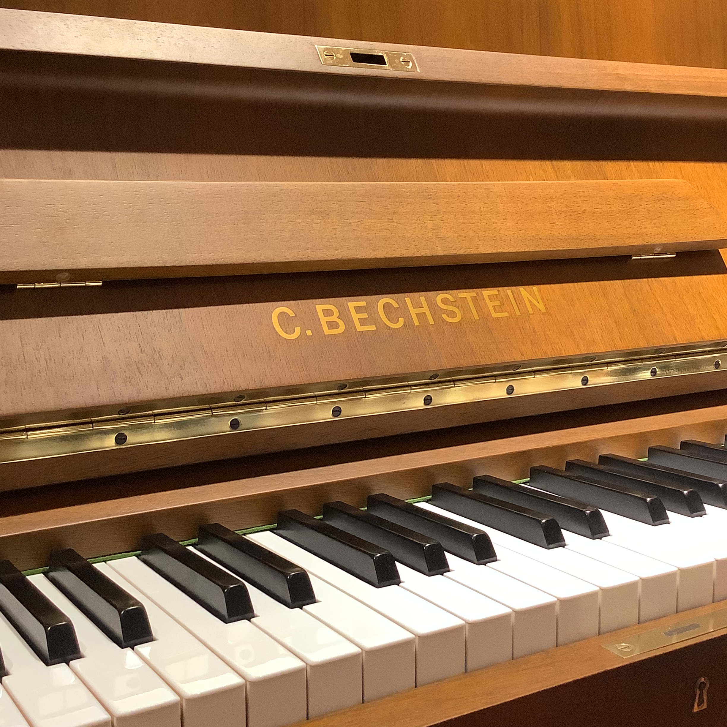 中古アップライトピアノ入荷情報】ベヒシュタイン (BECHSTEIN)12Nが入荷しました！｜島村楽器 新宿PePe店