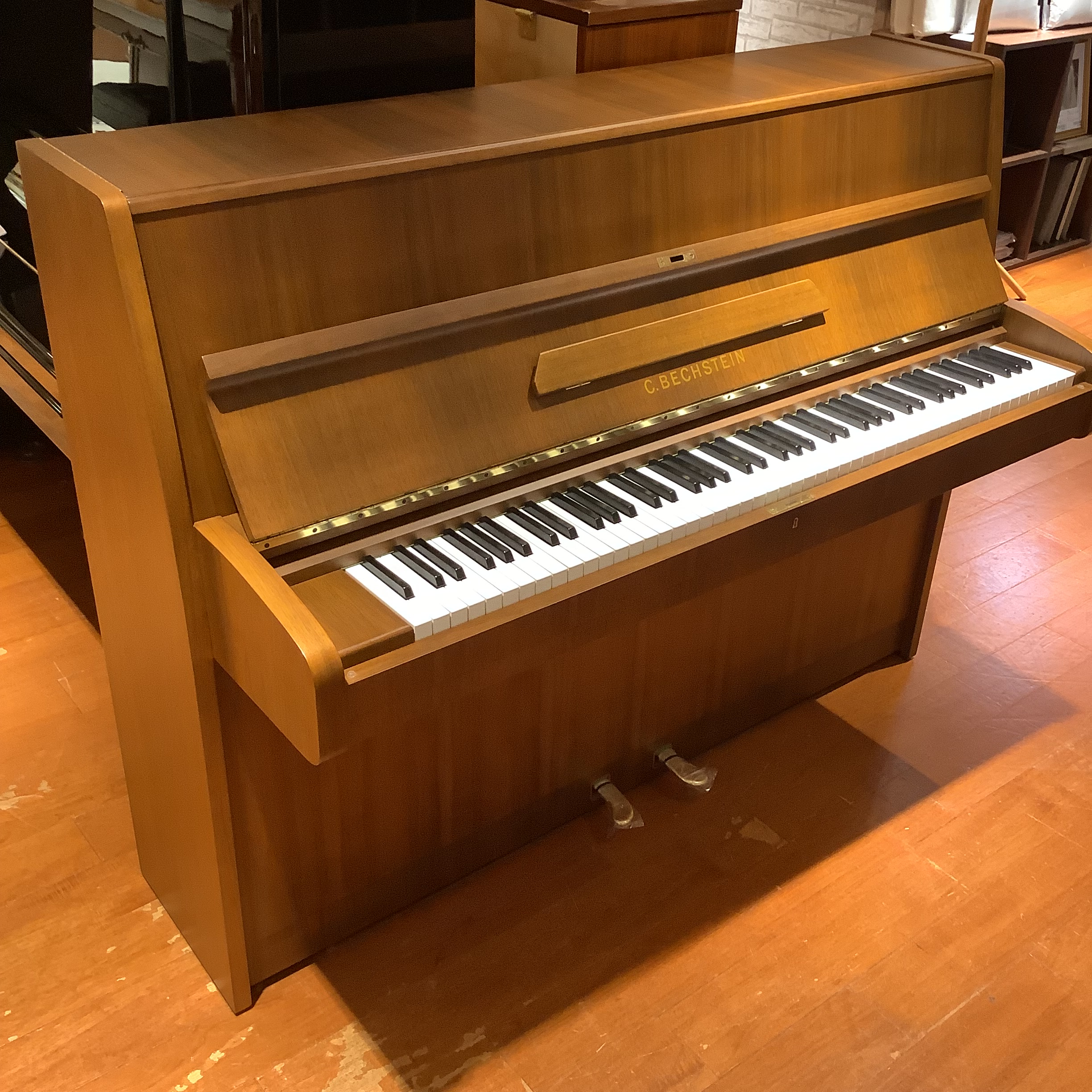 中古アップライトピアノ入荷情報】ベヒシュタイン (BECHSTEIN)12Nが入荷しました！｜島村楽器 新宿PePe店