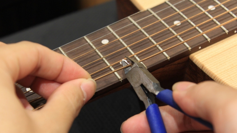 逆輸入 ストリングワインダー ギター弦交換弦カッター ピン抜き 万能キット 多機能