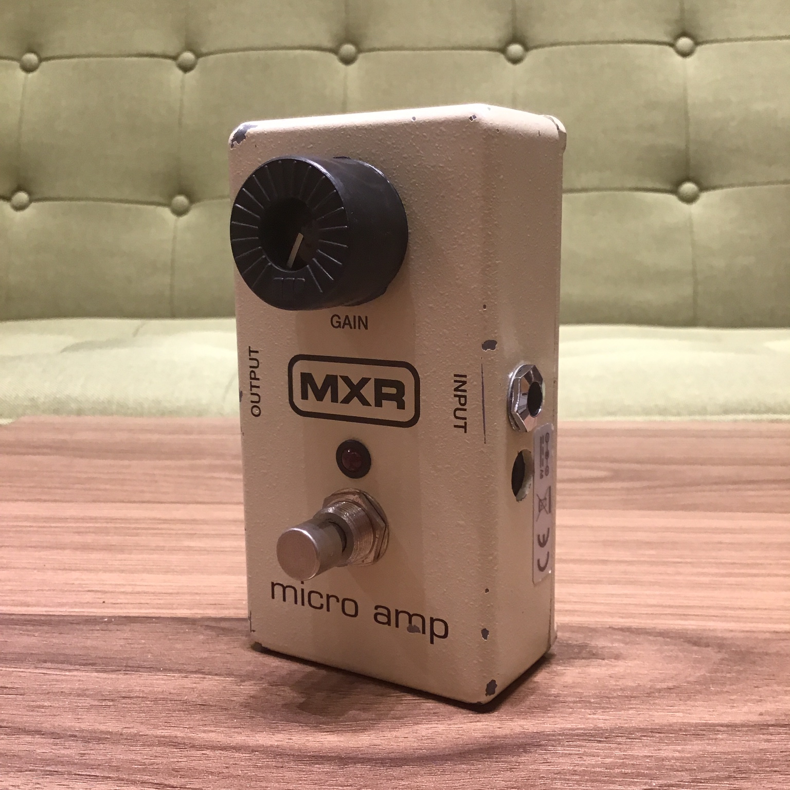 エフェクター　M-133 MXR micro amp