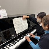 初心者の方を全力サポート！憧れのあの曲を一緒に演奏しよう。【大人の予約制ピアノレッスン】